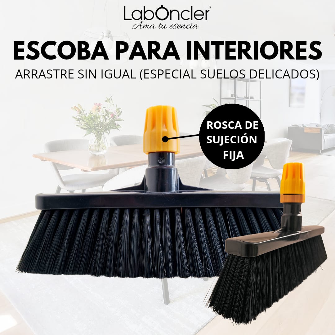 Escoba para interiores